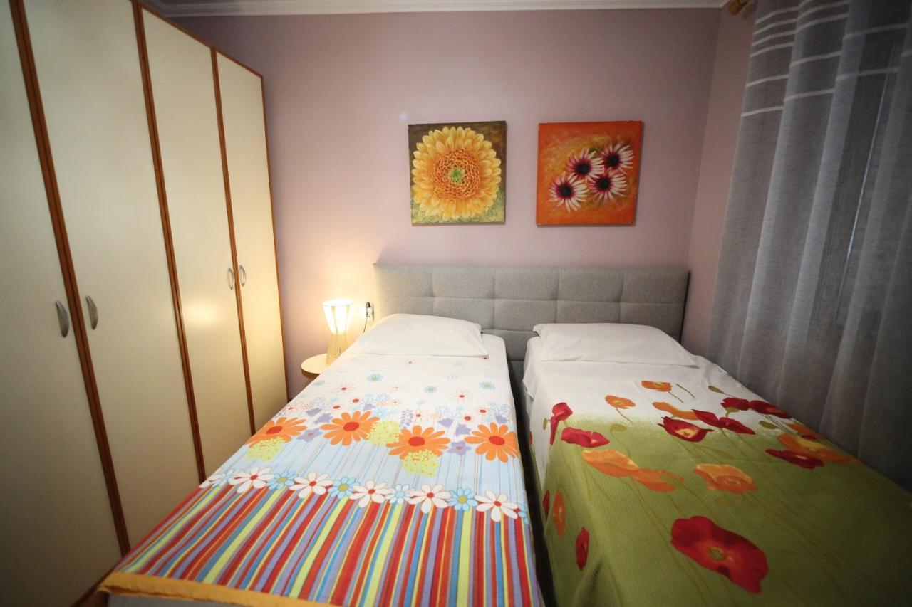 Eos Apartment Tirana Exterior photo